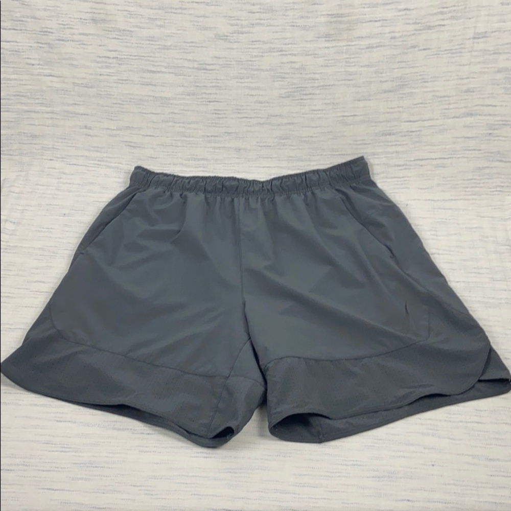 EUC Men’s Nike Athletic Shorts